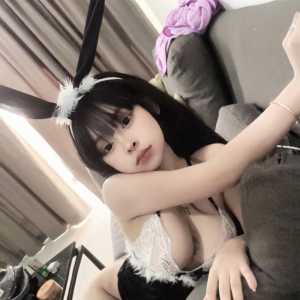 请输入相册名称